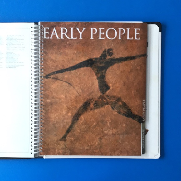 DK Eyewitness Books: Prehistoric Life - Picture 5 of 10